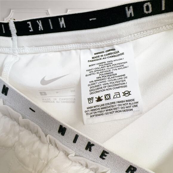 Women's Nike Tempo Luxe Run Division Women's 2-In-1 Running Shorts (White S) - Picture 10 of 11